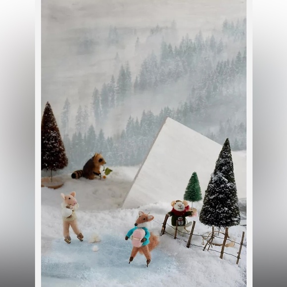 Anthropologie Ornament Set/3 MICE IN SWEATERS Wool Hanging Holiday Tree NWT - Picture 3 of 4